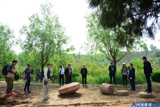 河南新安土古洞：现代村庄 古韵悠扬