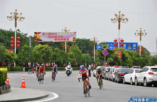 中国铁人三项联赛睢县站在睢县北湖公园举办