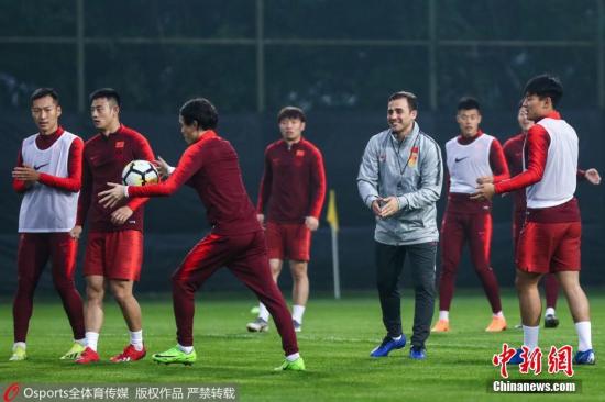 资料图:三个月后,国足很难再有如此轻松的训练环境。 图片来源:Osports全体育图片社