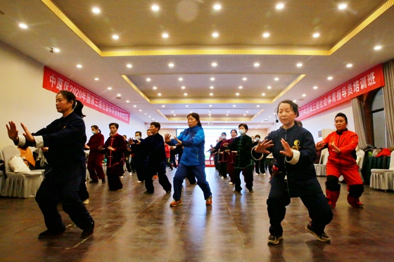郑州中原区国家三级社会体育指导员培训班开班