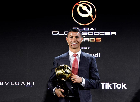 2020年环球足球奖颁奖典礼在迪拜举行