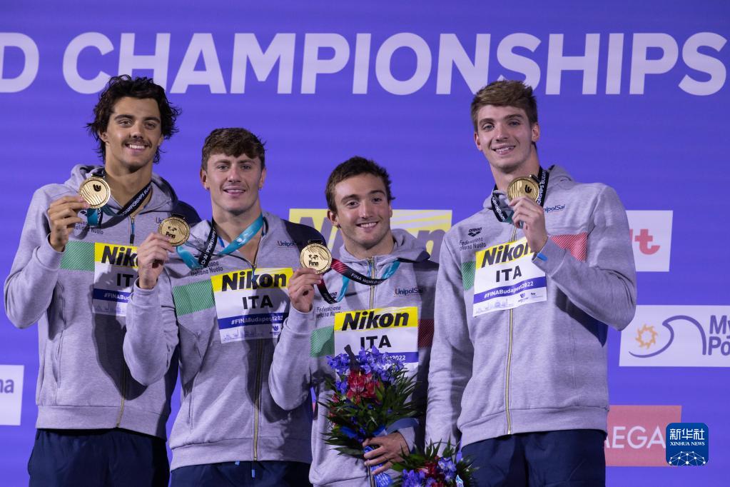 游泳世锦赛：意大利队获男子4X100米混合泳冠军