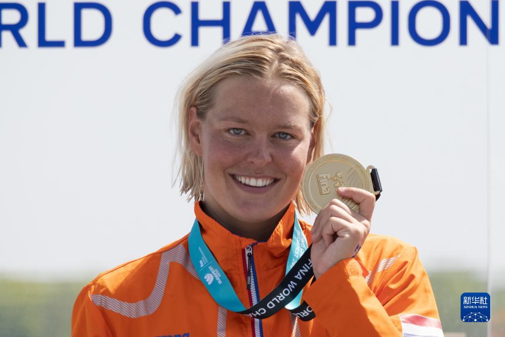游泳世锦赛公开水域：荷兰选手获女子10公里冠军