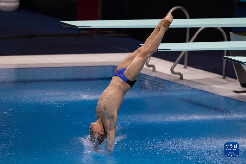 游泳世锦赛：郑九源获得男子1米板第八名