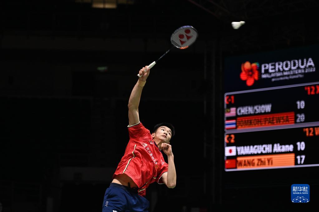 羽毛球——马来西亚大师赛：李诗沣晋级男单八强