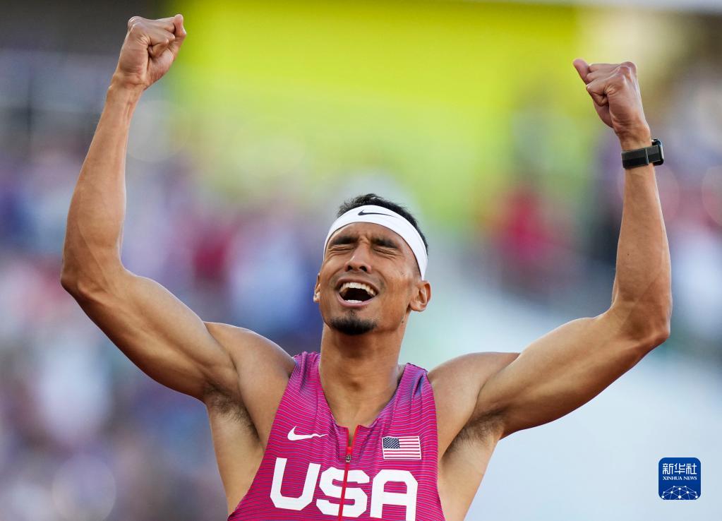 田径世锦赛：男子400米决赛美国选手诺曼夺得冠军
