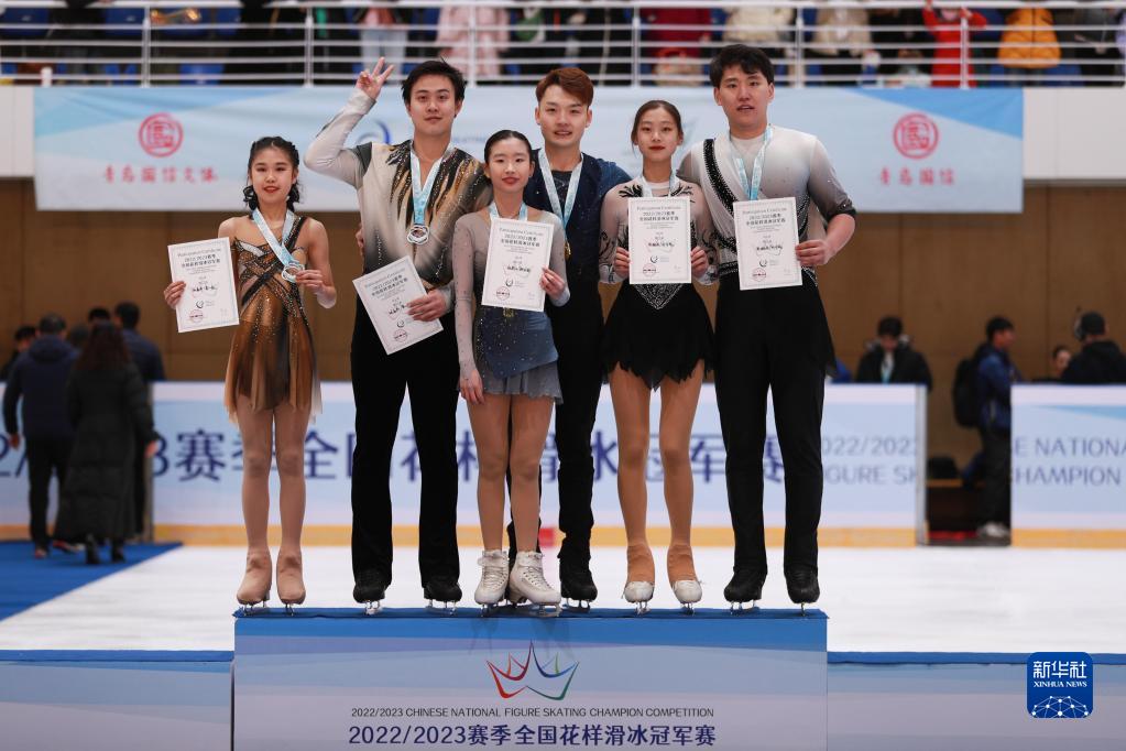 花样滑冰全国冠军赛：张思阳/杨泳超双人滑夺冠