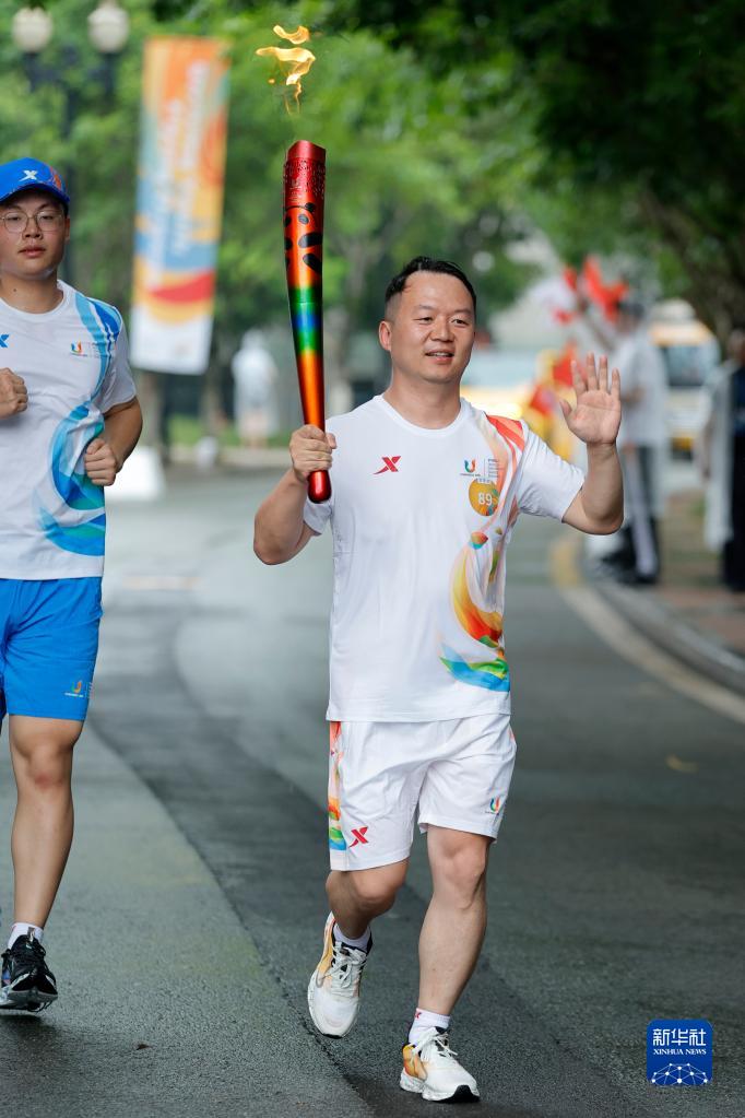 6月物流业景气指数回落 仍在景气区间高位运行